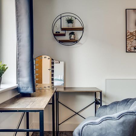 Pluxa Globe - Spacious Apartment In Jq With Parking Бирмингем Экстерьер фото