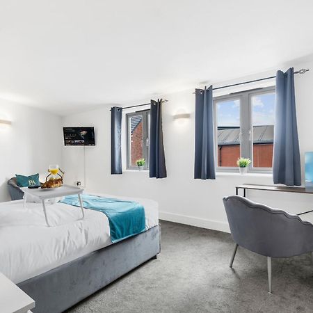 Pluxa Globe - Spacious Apartment In Jq With Parking Бирмингем Экстерьер фото