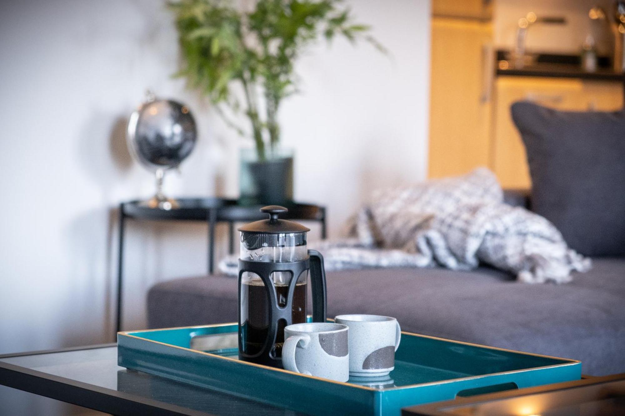 Pluxa Globe - Spacious Apartment In Jq With Parking Бирмингем Экстерьер фото