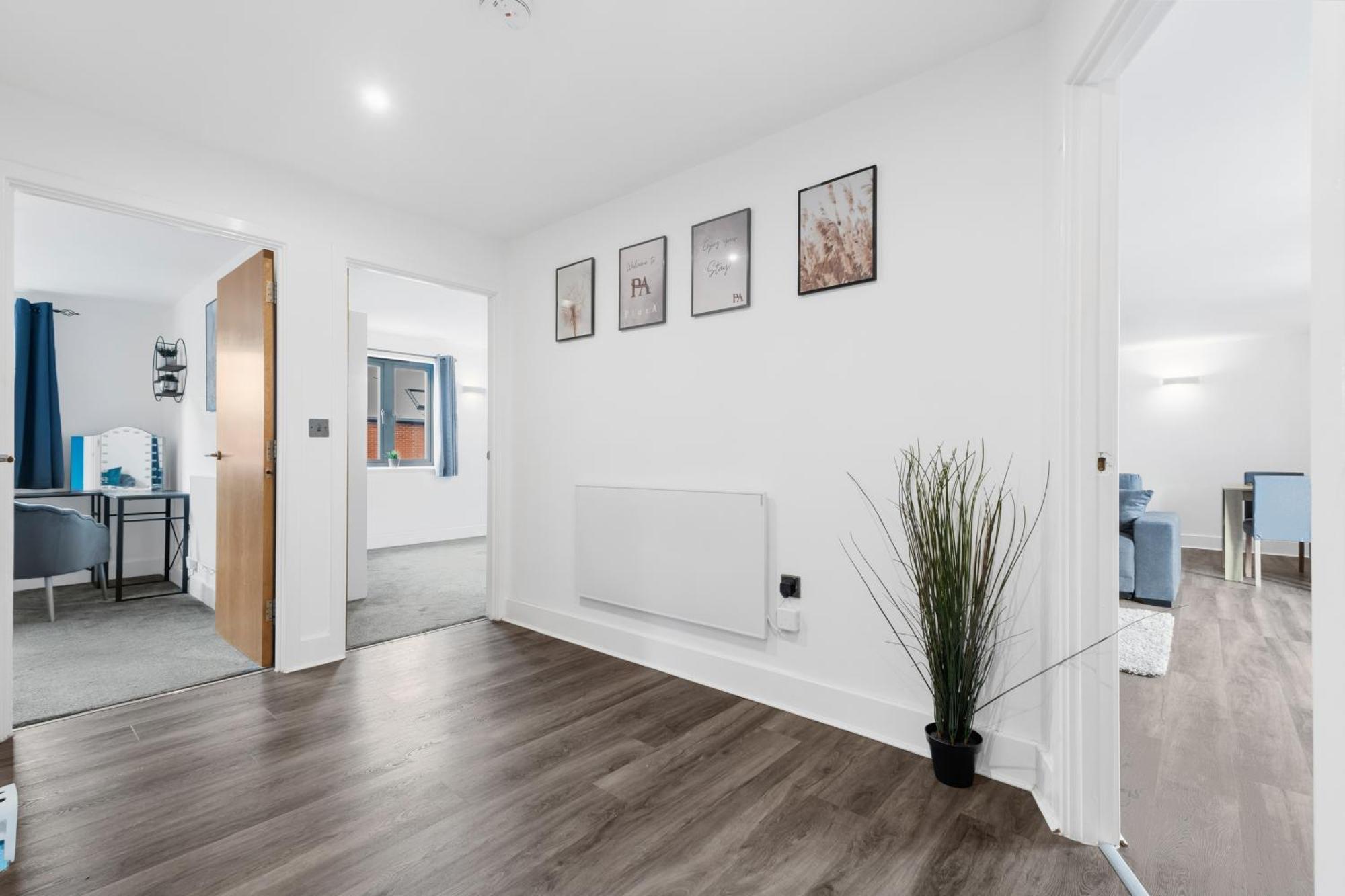 Pluxa Globe - Spacious Apartment In Jq With Parking Бирмингем Экстерьер фото