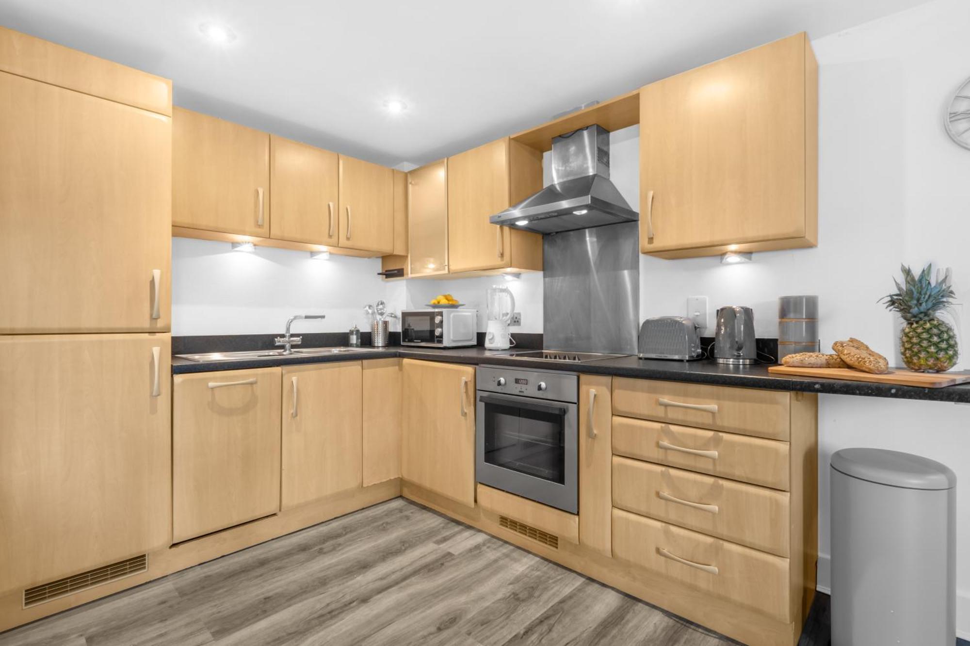 Pluxa Globe - Spacious Apartment In Jq With Parking Бирмингем Экстерьер фото