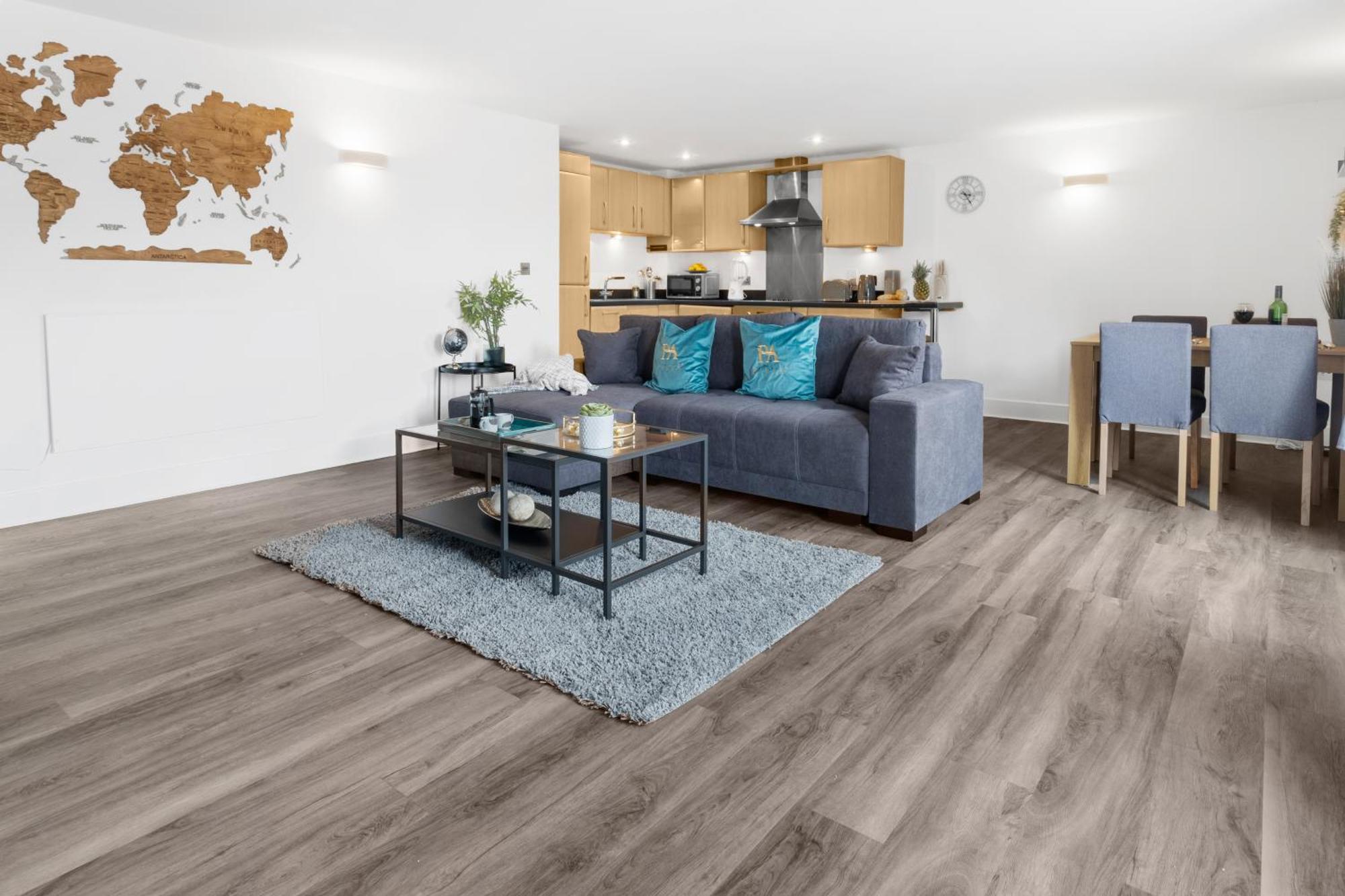 Pluxa Globe - Spacious Apartment In Jq With Parking Бирмингем Экстерьер фото